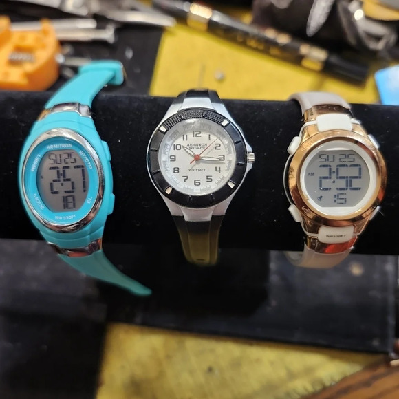 ARMITRON LOT OF 3 WATCHES main image 7